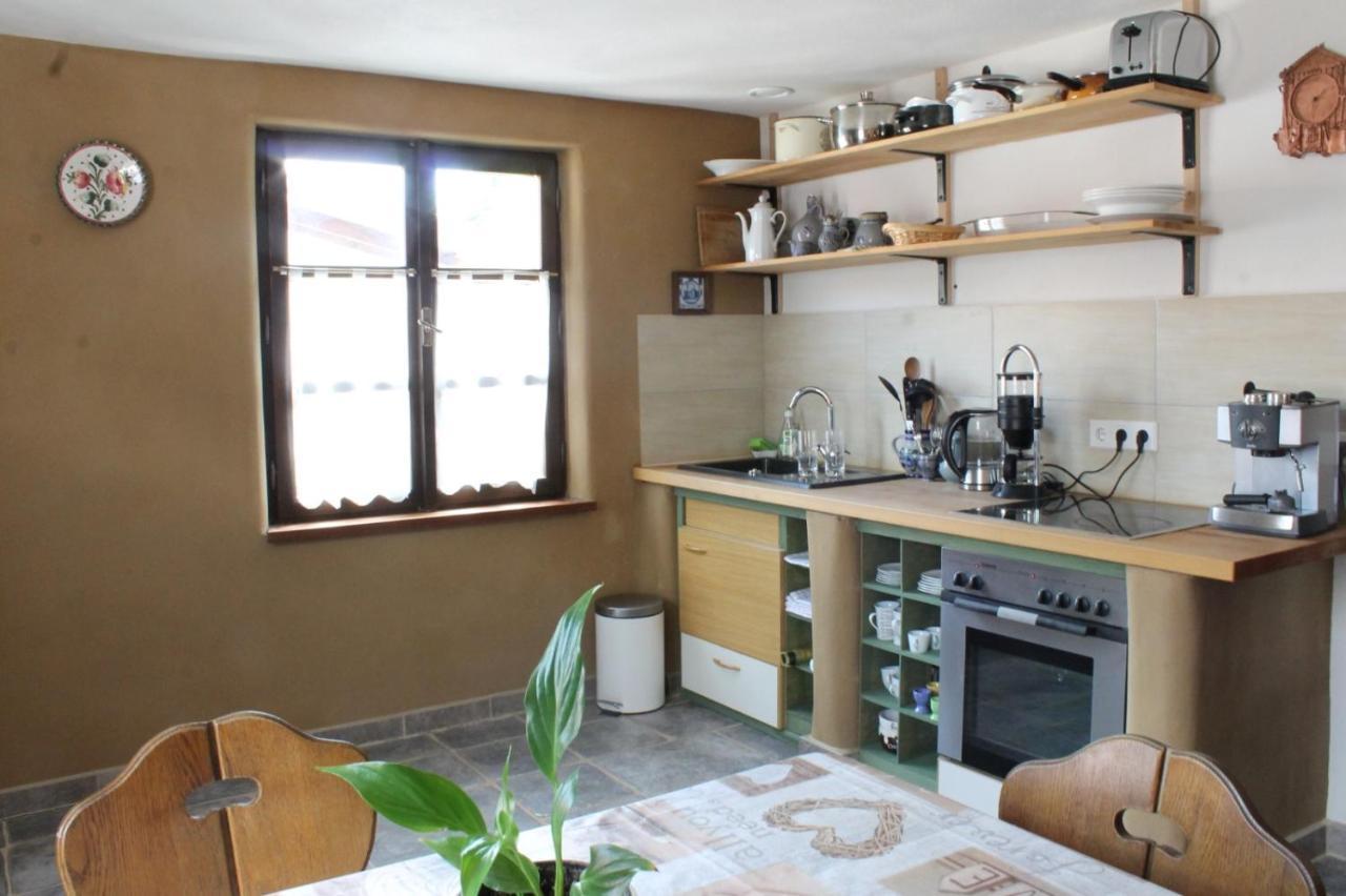 Feriengut Zum Trinkstorch Apartment Leinsweiler Exterior foto