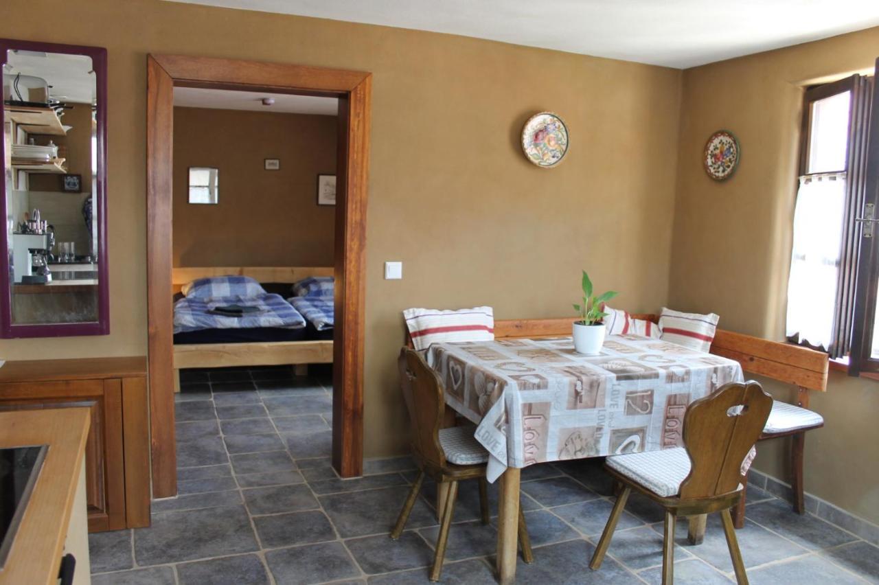 Feriengut Zum Trinkstorch Apartment Leinsweiler Exterior foto